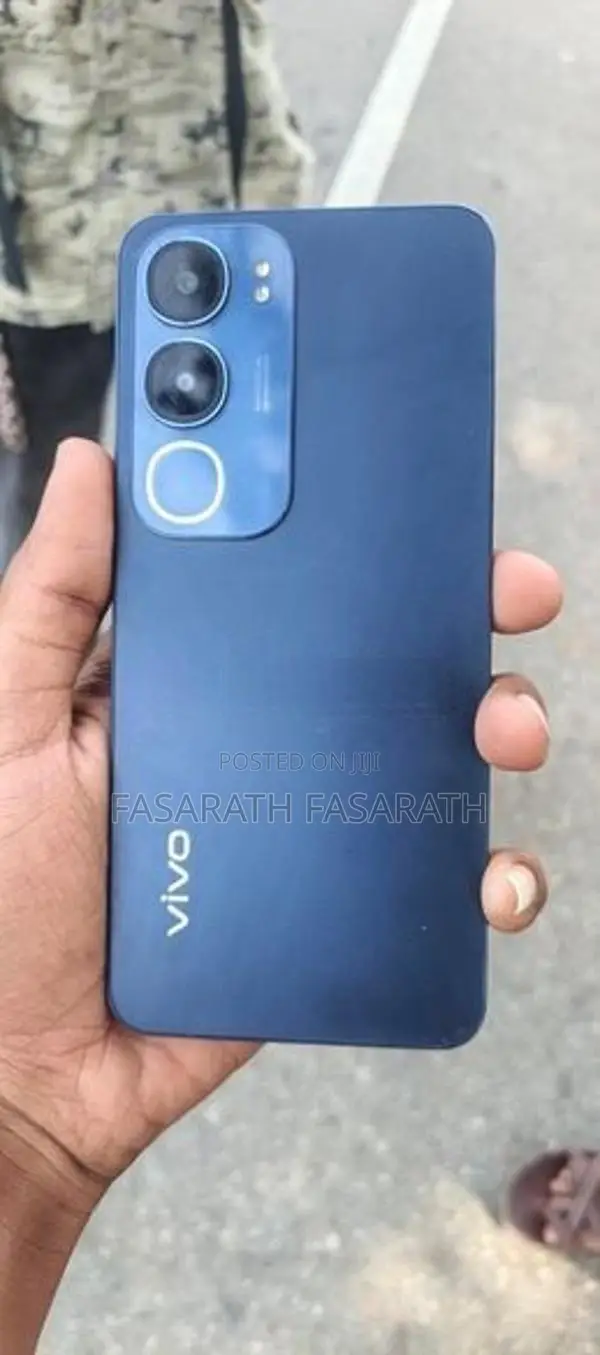 Vivo Y29 (Used)