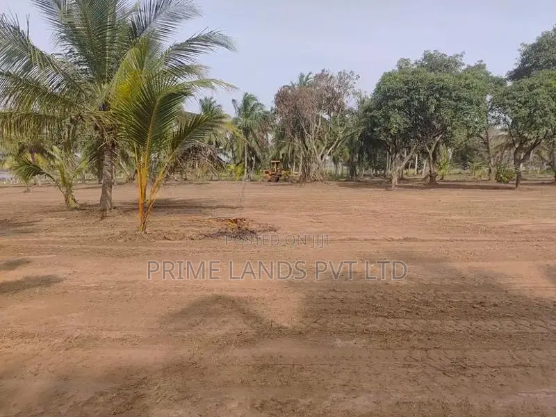 අනුරාධපුරයෙන් සින්නක්කර බිම්කොටස්