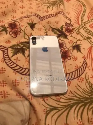 Apple iPhone X (Used)