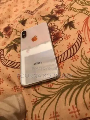 Apple iPhone X (Used)