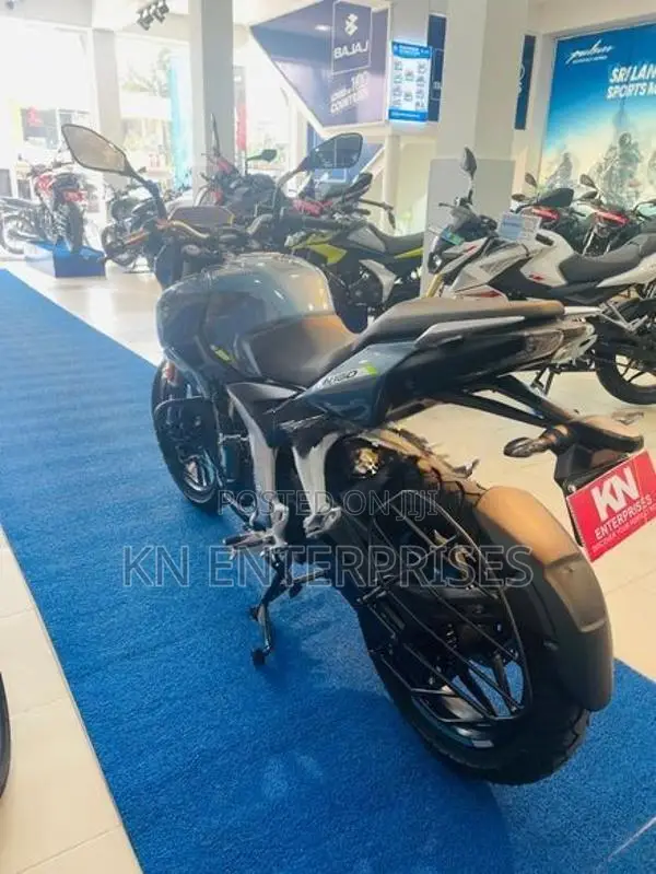 Bajaj Pulsar N160 Premium 2026