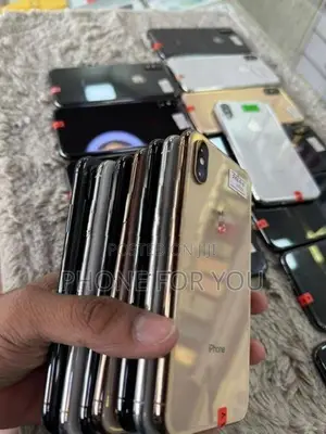 Apple iPhone XS (Used)