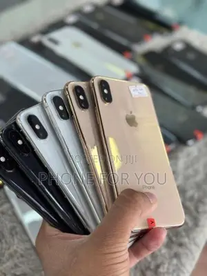 Apple iPhone XS (Used)