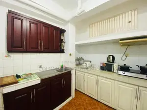 2-Bedroom Apartment Short-Term Rental in Wellawatta. (Code: CSH102)