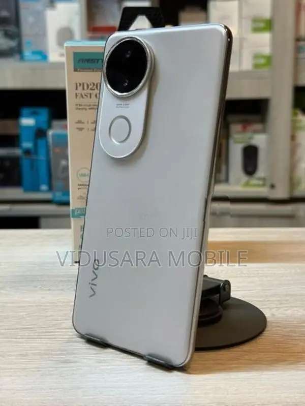 Vivo V50e 8GB/128GB (Used)
