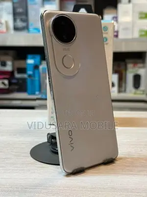 Vivo V50e 8GB/128GB (Used)