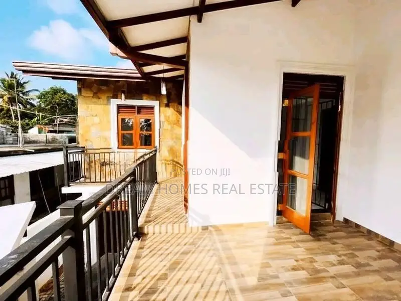 Luxury 4 Bed 2 Storey House for Sale Kesbewa