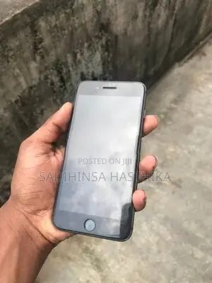 Apple iPhone 8 Plus 64GB (Used)
