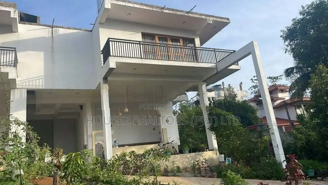 Prime Tourist Villa Property for Sale in Narigama, Hikkaduwa