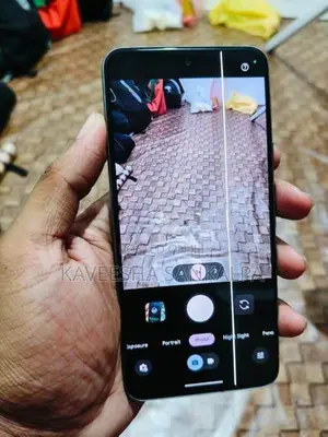 Google Pixel 8 (Used)