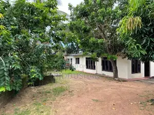 Land with House for Sale in Alwis Town, Wattala