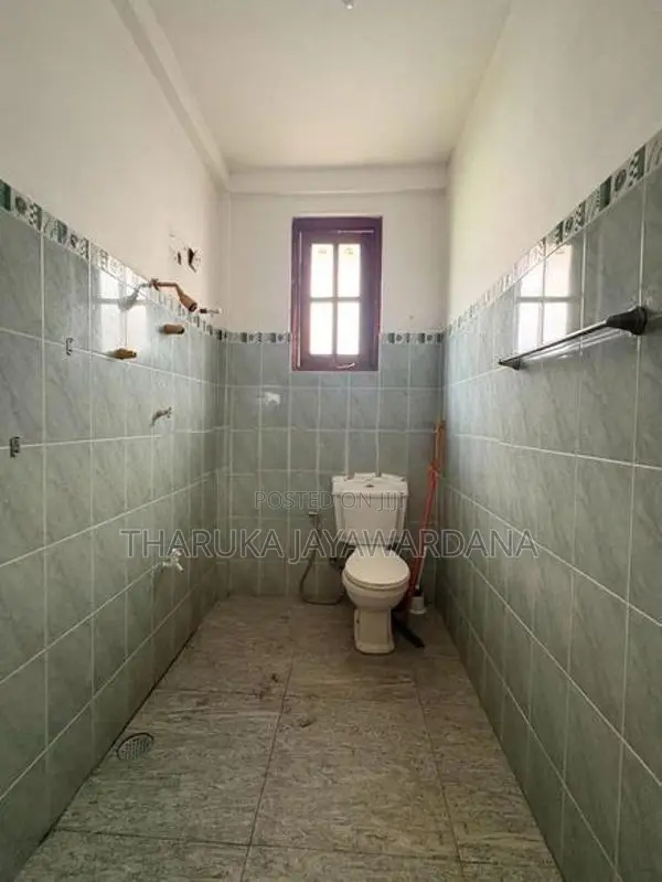 Fully Furnished 1st Floor Unit for Rent - Nugegoda