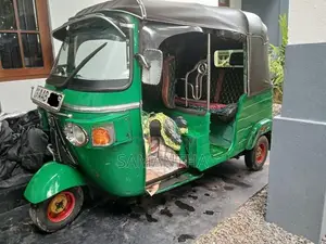 Bajaj RE 2012