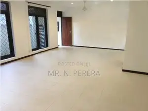 First Floor for Rent at Mount Lavinia - 𝐌𝐑𝐄 𝟏𝟐𝟗