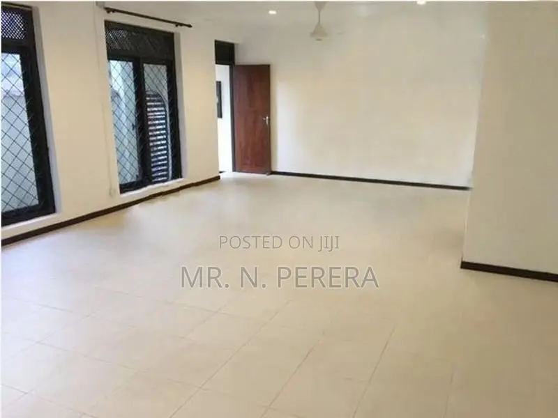 First Floor for Rent at Mount Lavinia - 𝐌𝐑𝐄 𝟏𝟐𝟗