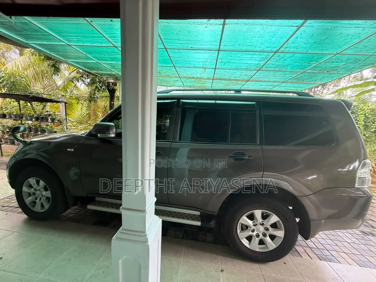 Mitsubishi Montero 2013 Brown