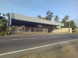 ගොඩනැගිල්ලක් බදු දීමට - රණාල