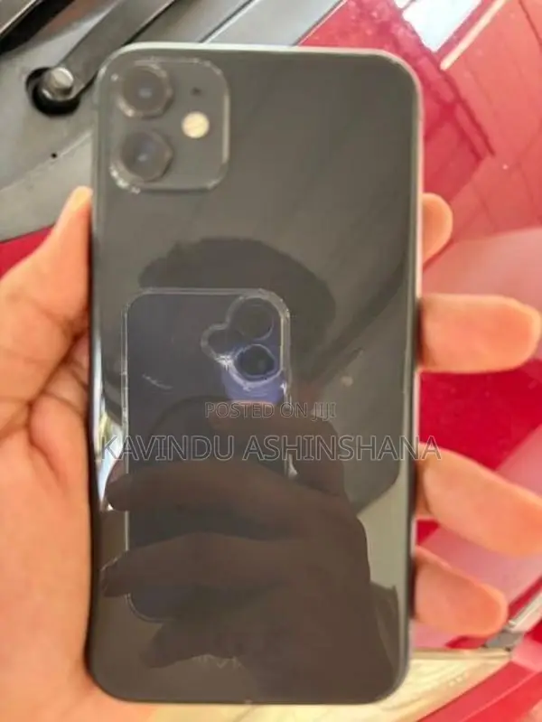 Apple iPhone 11 (Used)