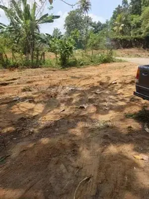 Land for Sale – Karandeniya