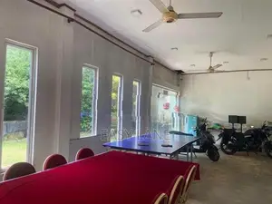 වතුපිටිවල හෝටලයක් CA 13253