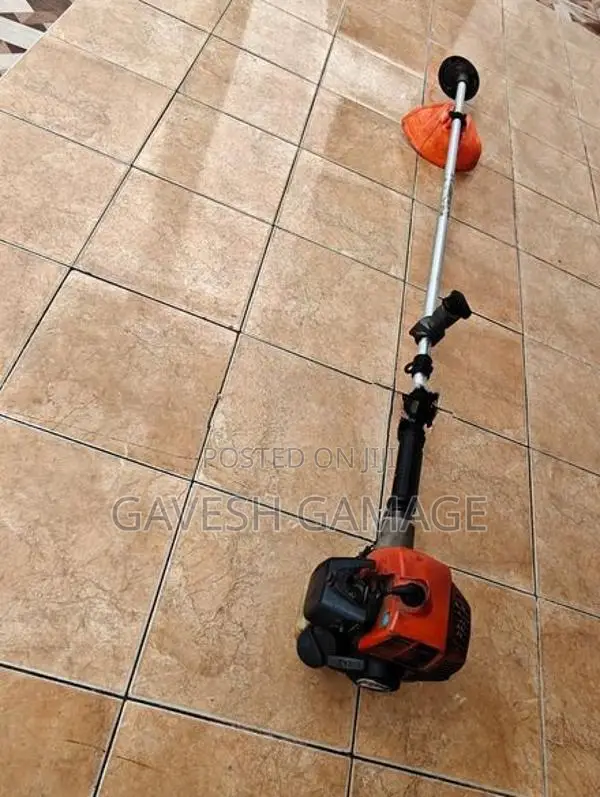 Grass cutter machine