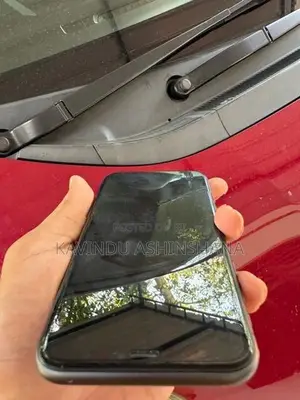 Apple iPhone 11 (Used)