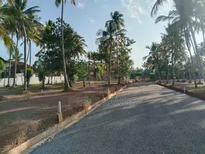 මීගමුව දoකොටුවෙන් නේවාසික බිම්කොටස්