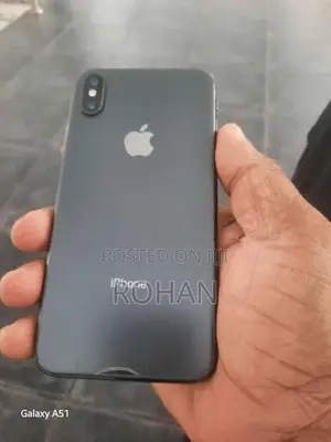 Apple iPhone X (Used)