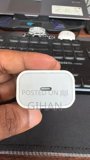 Apple 20W Charger