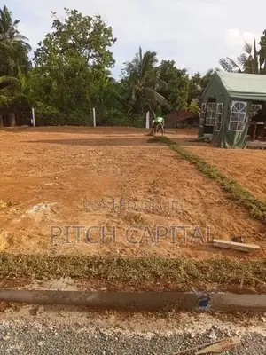 කළුතර නගරයෙන් ඉඩමක්