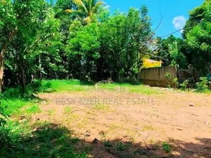 බැලුම්මහර මහජන මාවතෙන් පර්චස් 23 යි.පර්චසය