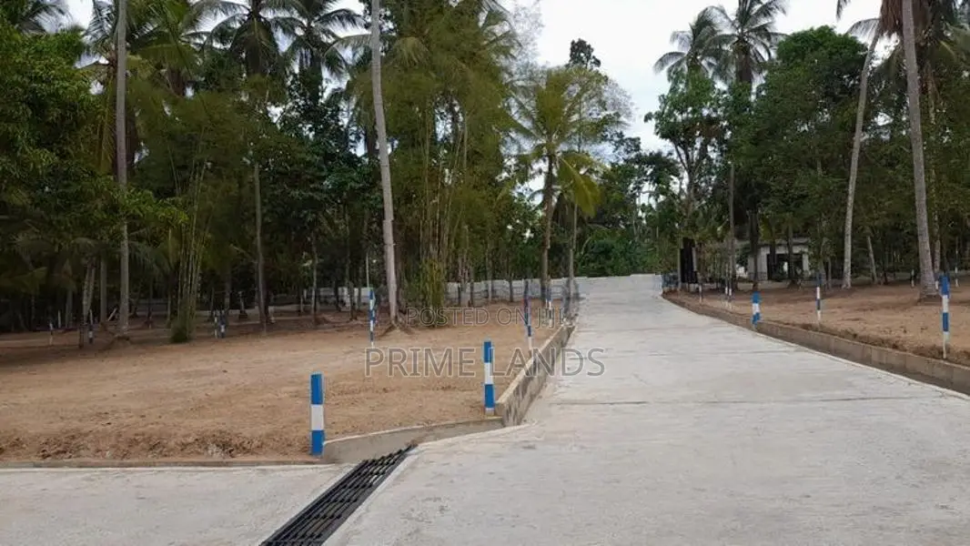 මිනුවන්ගොඩ දෙවල පොළ නේවාසික බිම්කොටස්