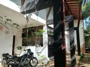 Spacious 3 Bedroom House for Sale in Kadawatha