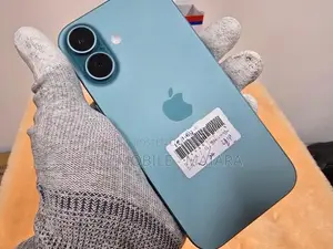 Apple iPhone 16 256GB (Used)