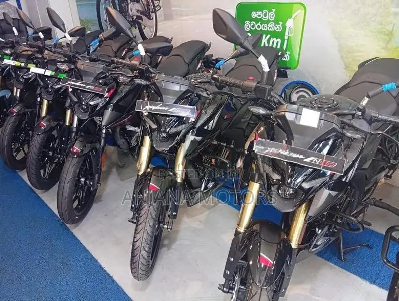 Bajaj Pulsar N160 Premium 2026