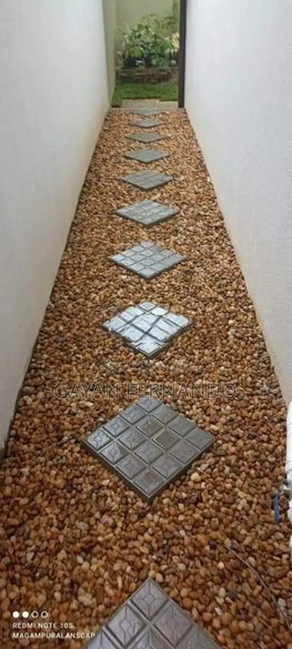 Malaysian Pidali With Carpet