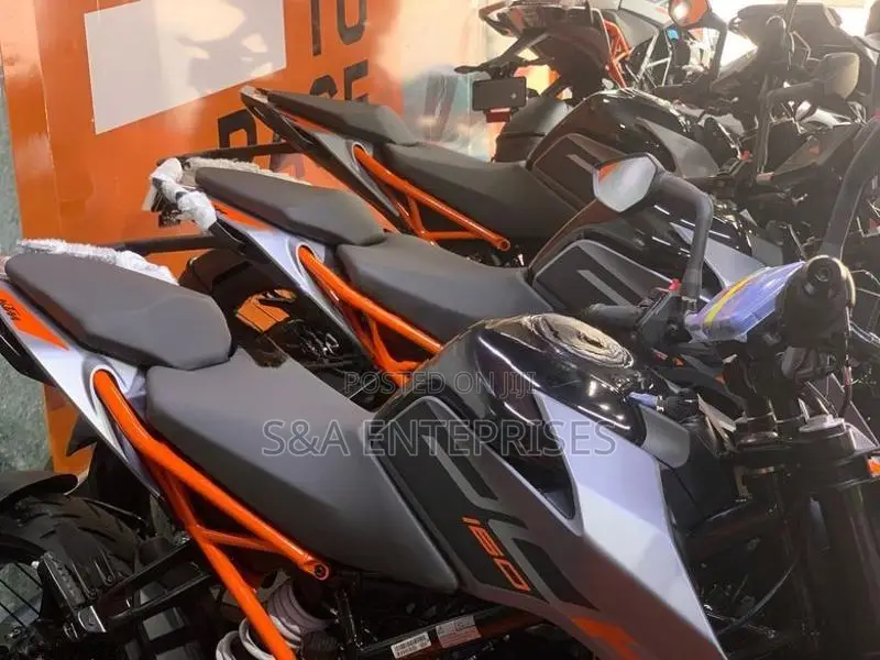 KTM Duke 160 2026