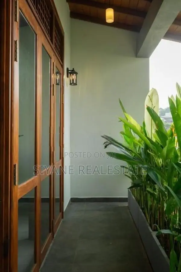 Super Luxury Brand New House for Sale – Battaramulla, Koswaththa