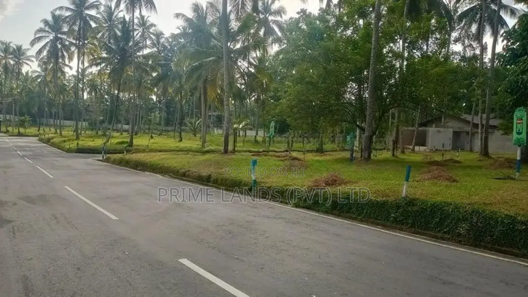 යක්කල නගරයෙන් නේවාසික බිම්කොටස්