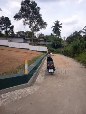 Land for Sale at Homagama