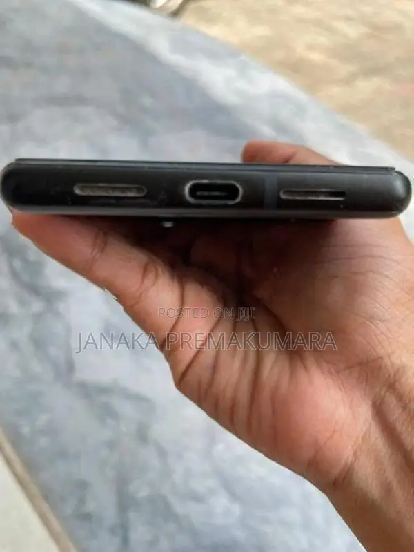 Google Pixel 6 (Used)