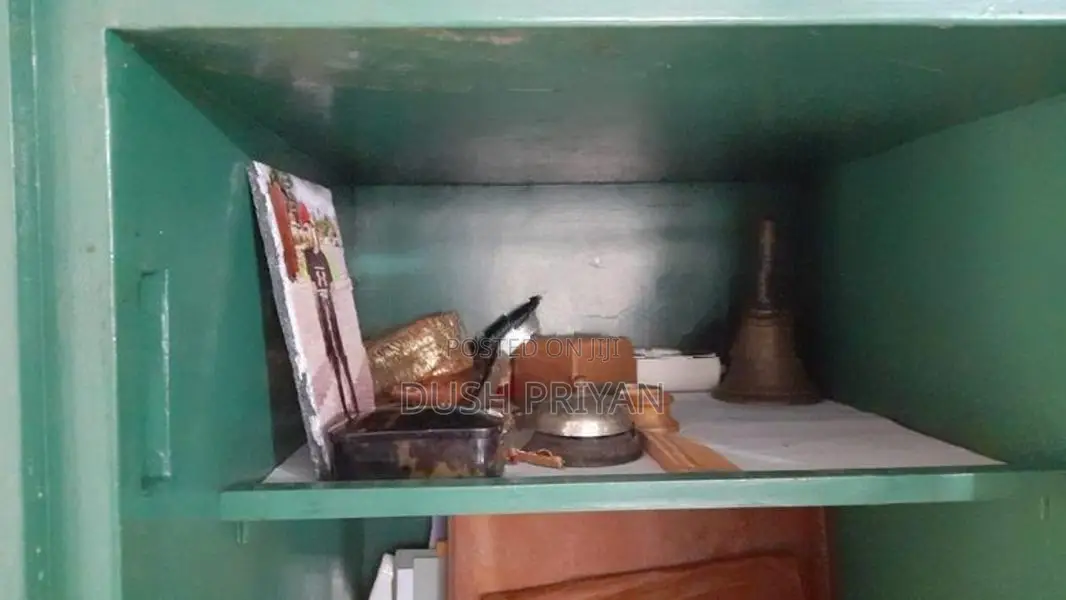 Antique British Bent Steel Safe – Samuel Withers with Co. Ltd.