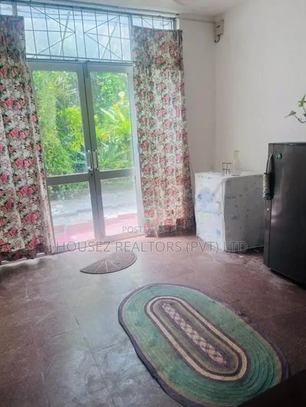 Semi-Furnished Garden Flat for Rent in Narahenpita, Colombo 5