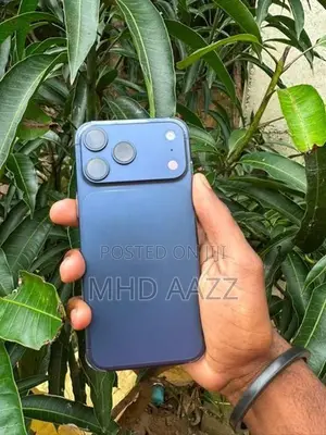 Apple iPhone 17 Pro Max Deep Blue (Used)