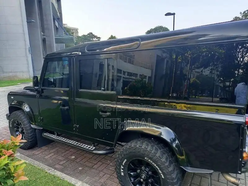 Land Rover Defender Auto Diesel 4x4 1979