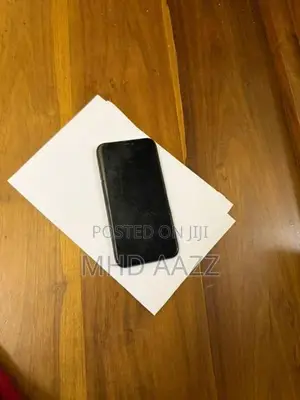 Apple iPhone 11 Pro midnight green (Used)