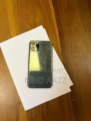 Apple iPhone 11 Pro midnight green (Used)