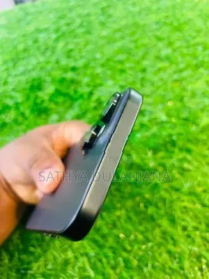 Apple iPhone 15 (Used)