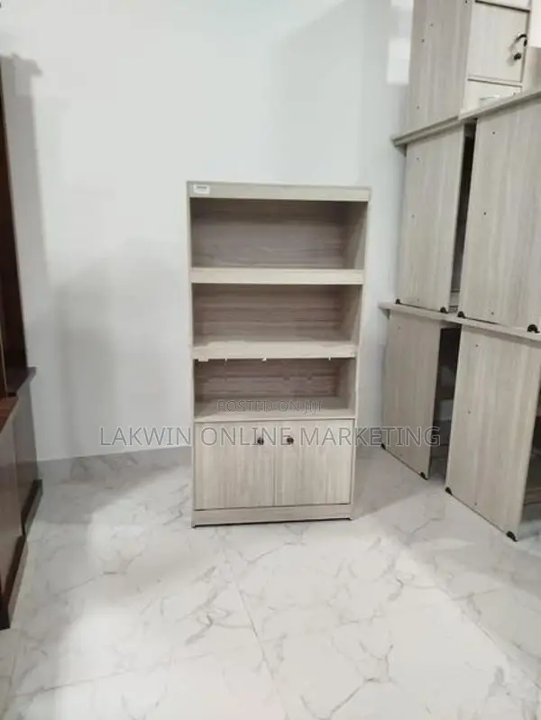 American Ash Book Rack ( S )