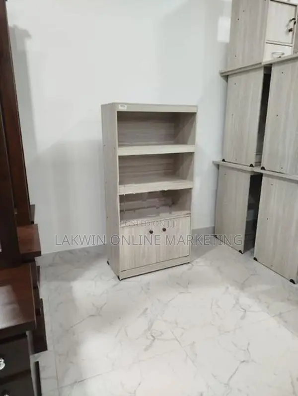 American Ash Book Rack ( S )